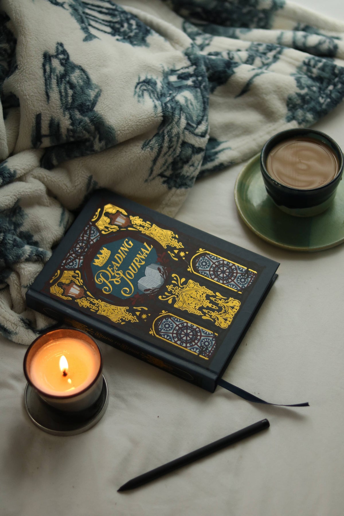 Bound to bloom - The Royal: Reading Journal